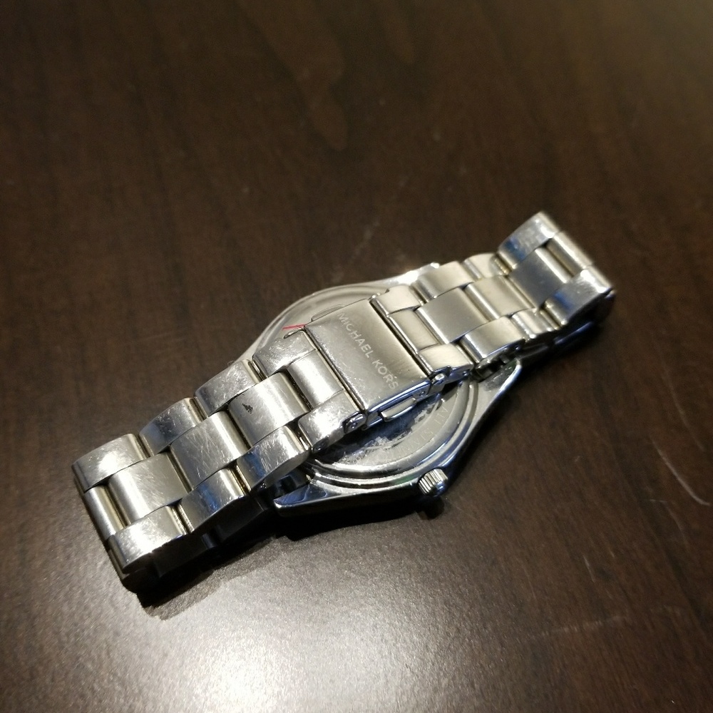 Watch - Picture 4 of 5